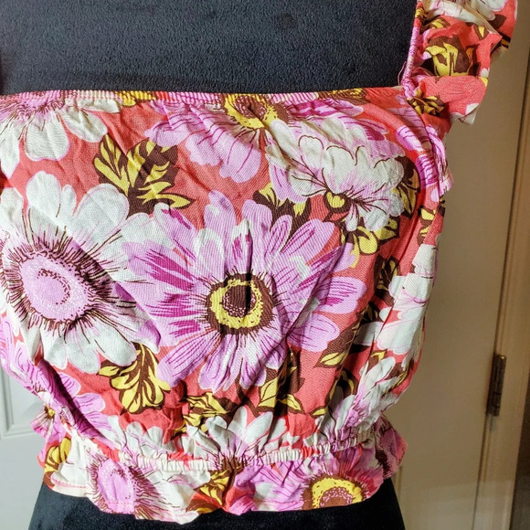 NWT Lily Rose Small Flutter Shoulder Smocked Ruffle Cropped Floral Boho Tank Top - Picture 6 of 16
